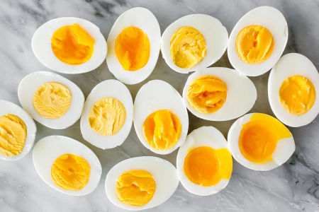 سه عامل مؤثر بر رنگ‌پریدگی زرده تخم‌مرغ